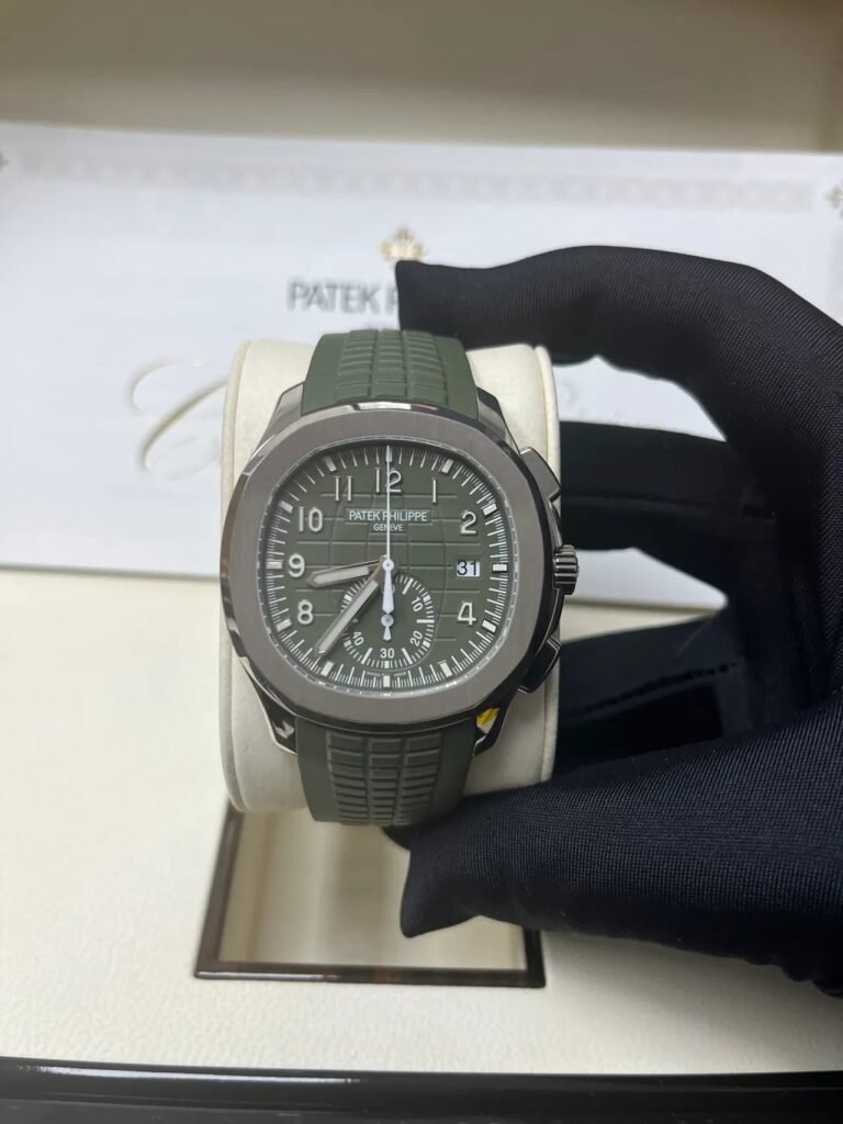 Patek Philippe Aquanaut  5968G-010